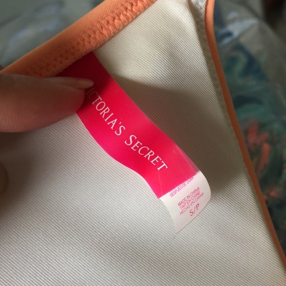 Victoria’s Secret Swim Jeweled Triangle Bikini Top - Picture 7 of 7